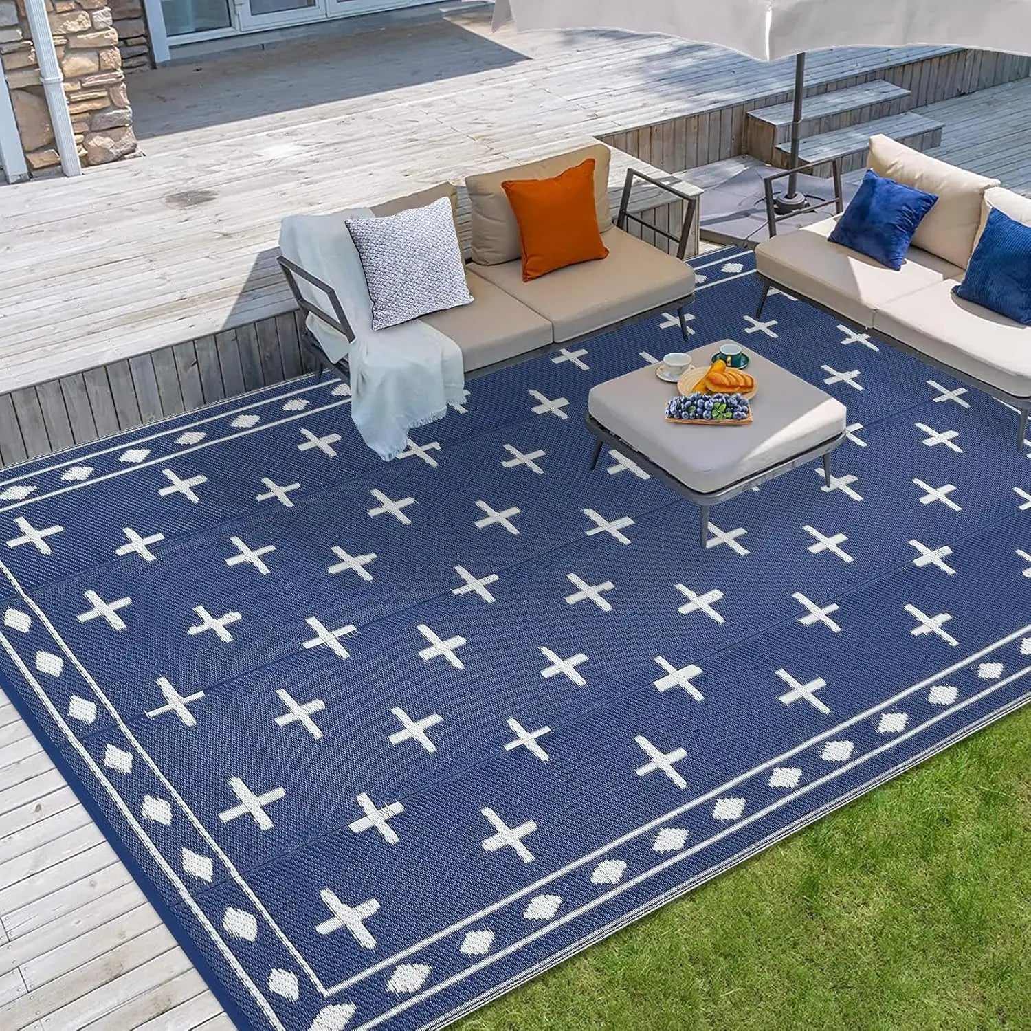 Reversible Waterproof Plastic Straw Outdoor Rug
